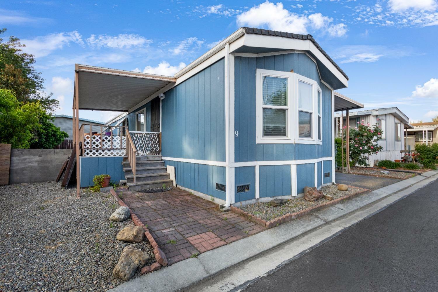 Property Photo:  9454 N Hwy 99  CA 95212 
