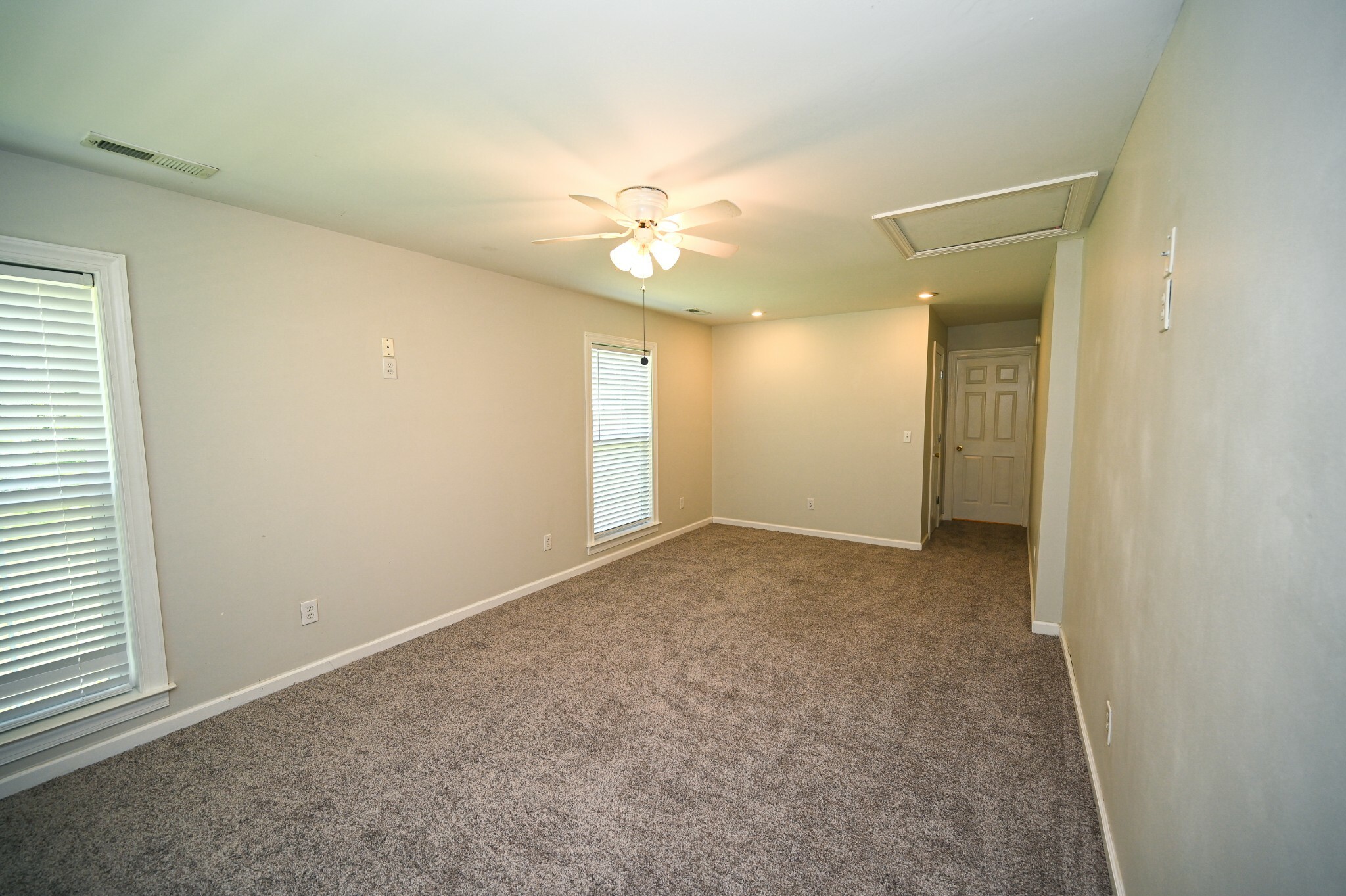 Property Photo: 301 Double Springs Rd TN 37127