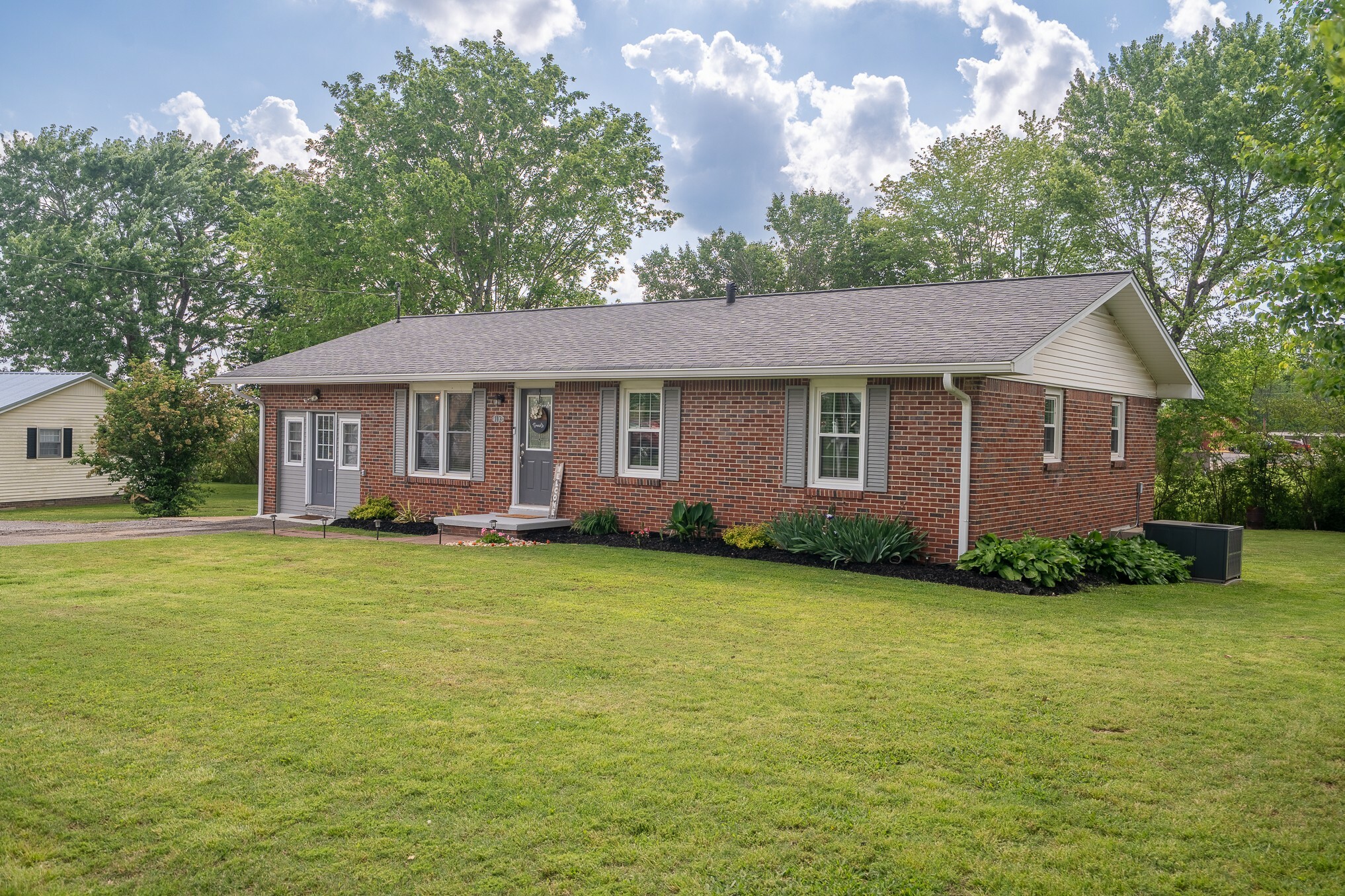 Property Photo: 113 Horn Ave TN 38469
