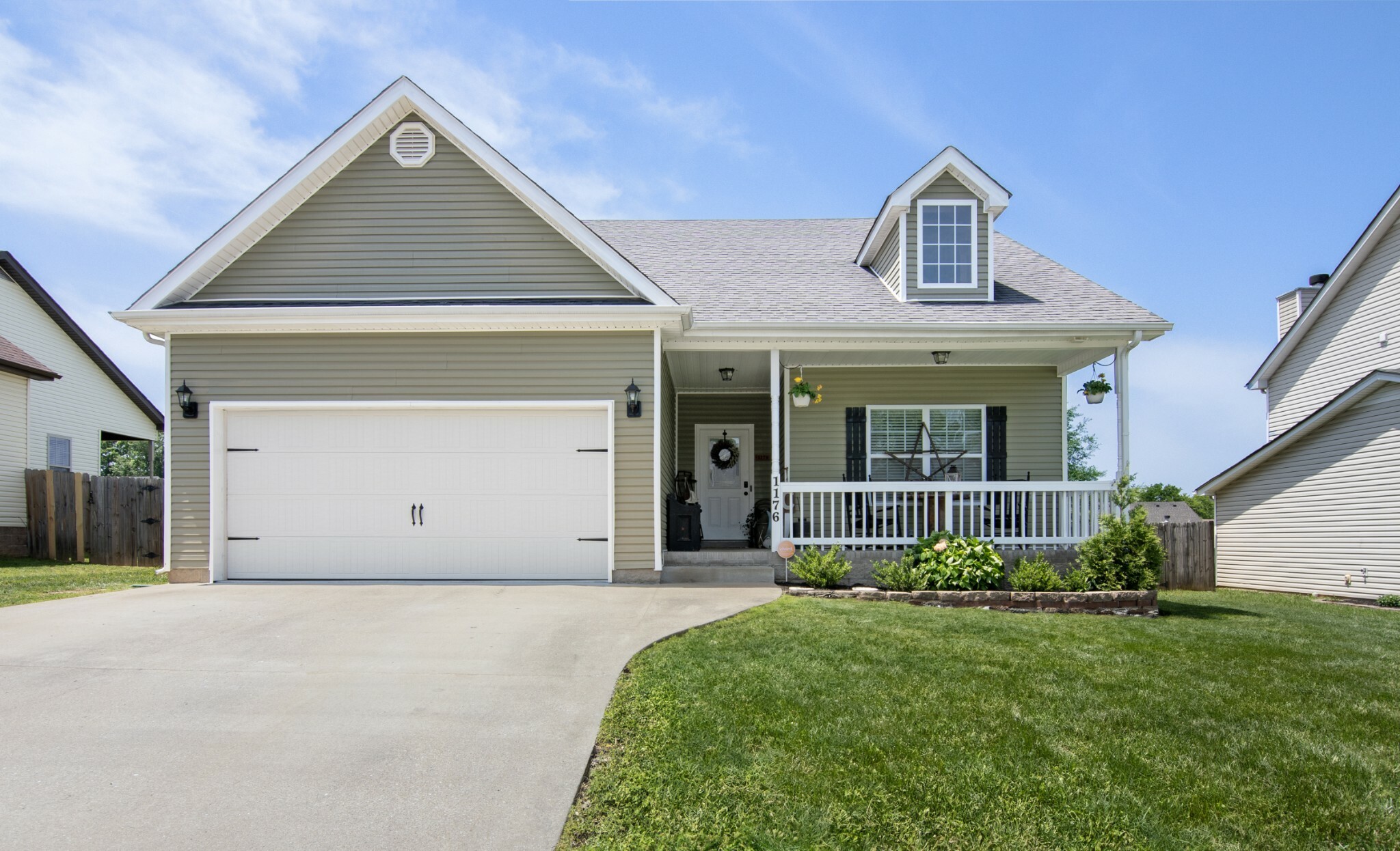 Property Photo: 1176 Meachem Dr TN 37042