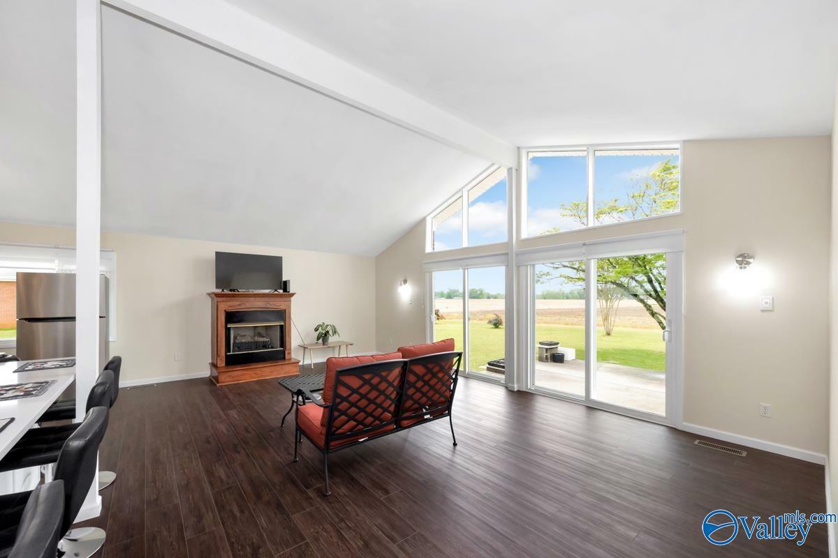 Property Photo: 401 Longview Street AL 35611