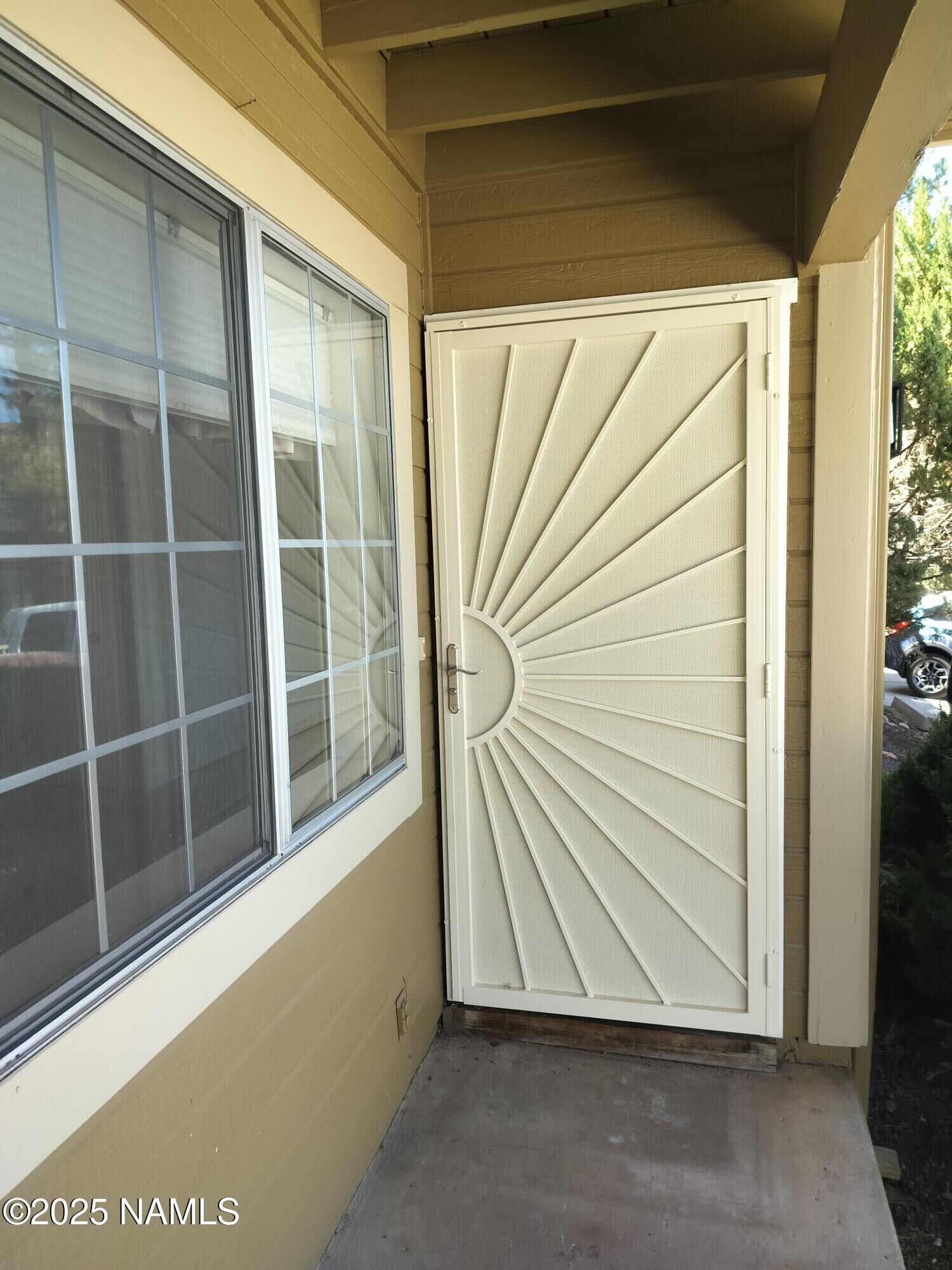 Property Photo: 1000 N Beaver Street 116 AZ 86001
