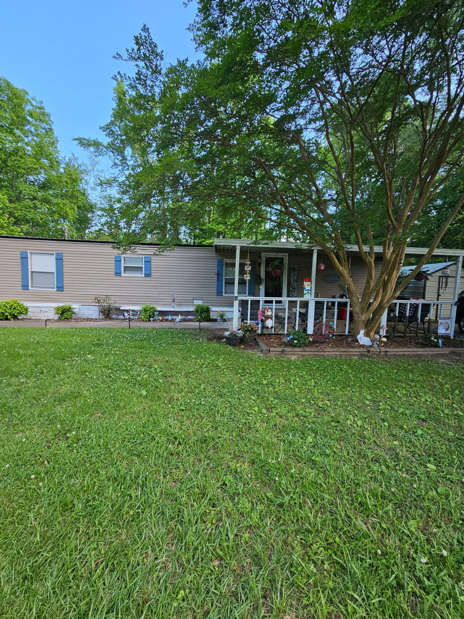 Property Photo: 129 Knight Drive MS 38866