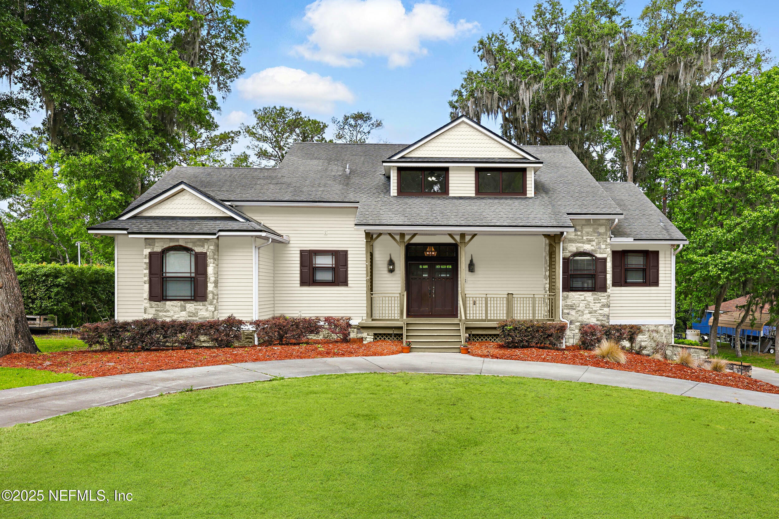 Property Photo: 12818 Micanopy Lane FL 32223