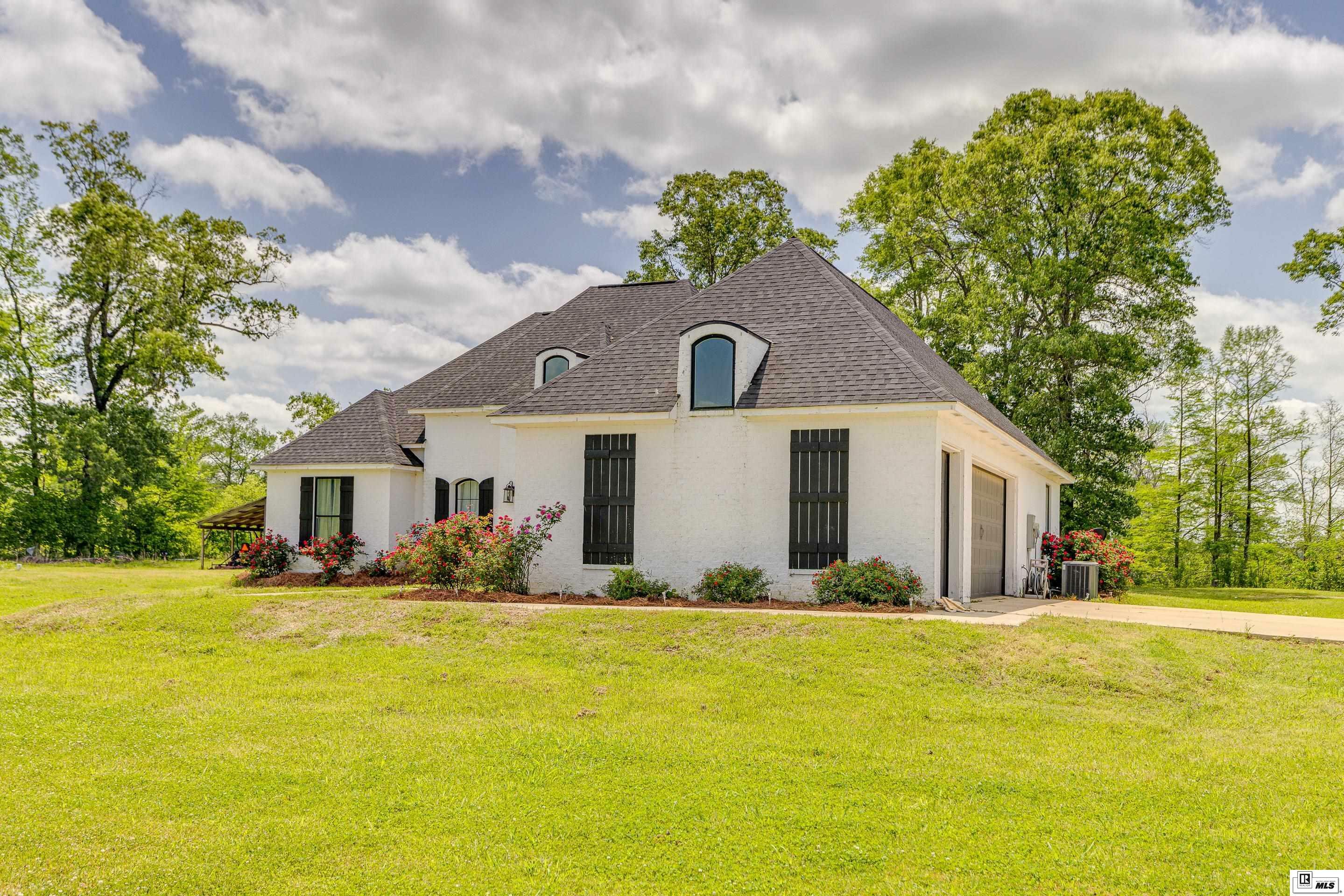 Property Photo: 7550 Bayou Drive LA 71280