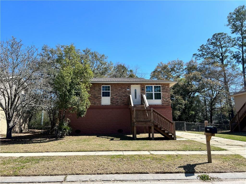 Property Photo: 2914 Camellia Drive LA 70458