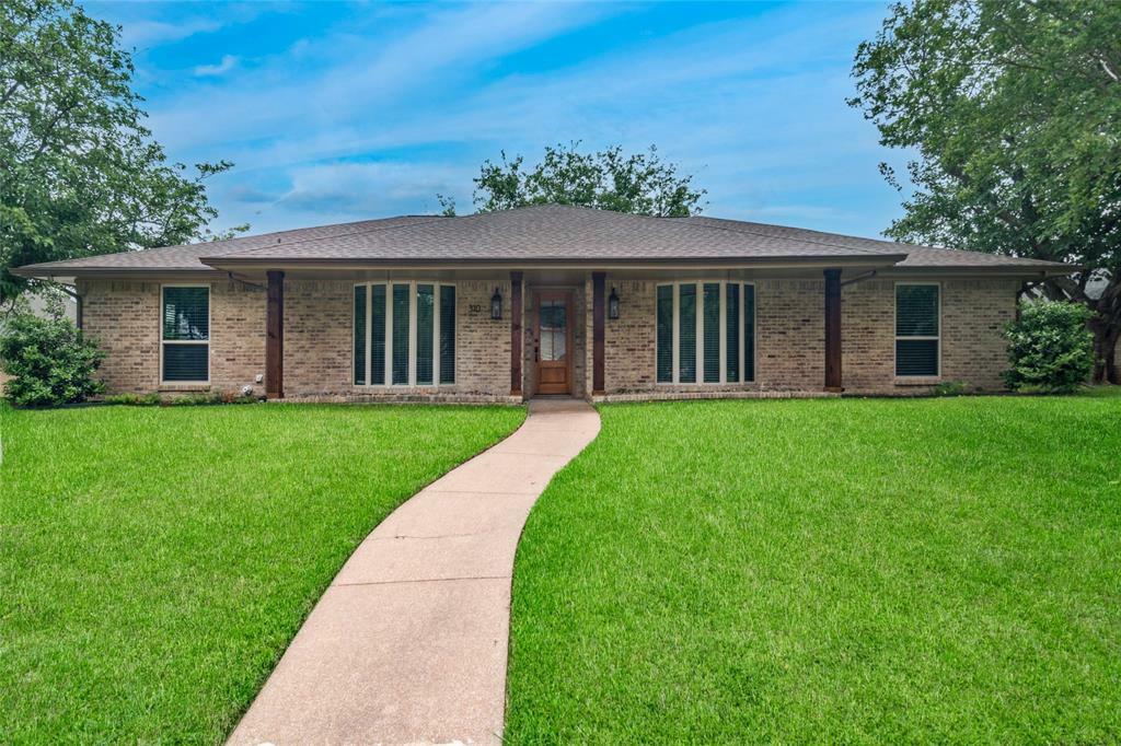 Property Photo: 310 Buffalo Creek Drive TX 75165