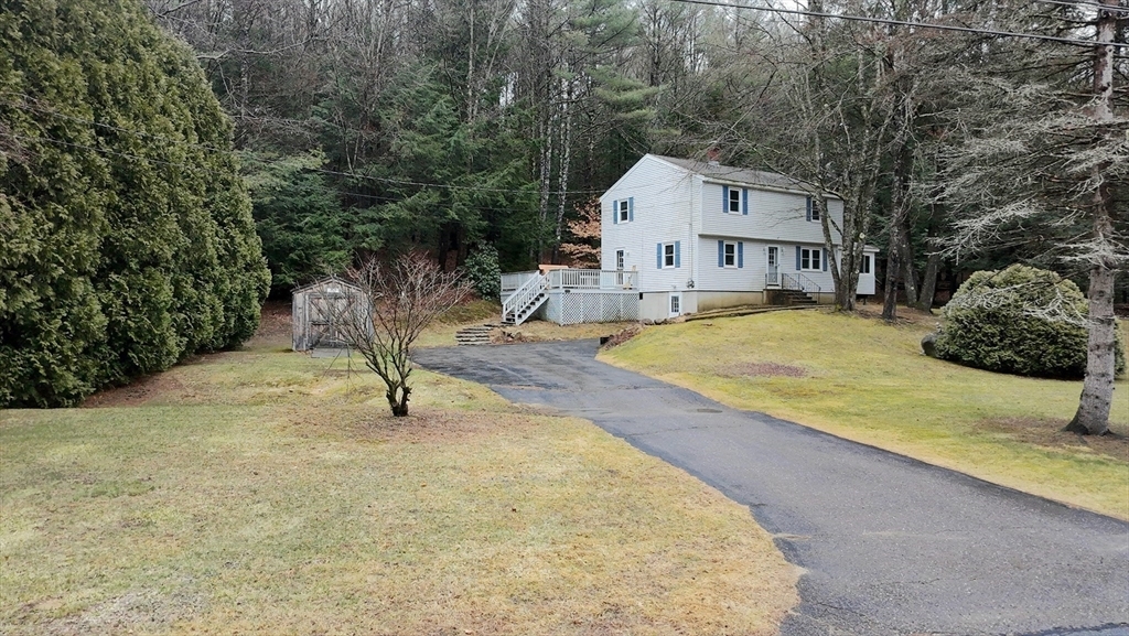 Property Photo: 137 Eli Dr MA 01475