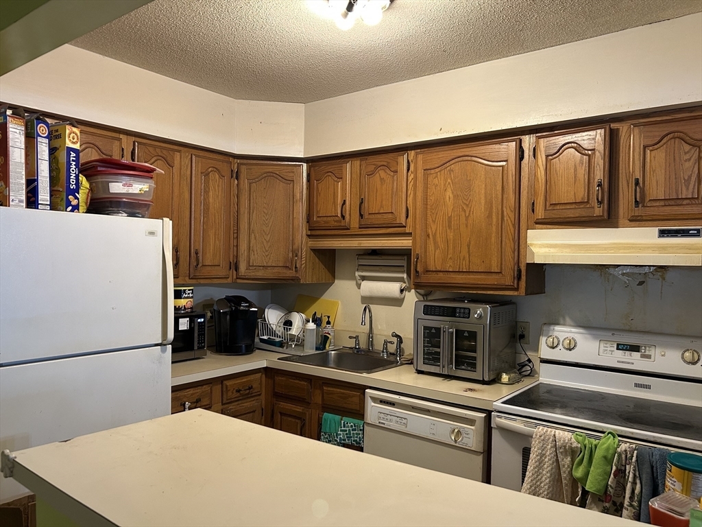 Property Photo: 4975 Washington St 109 MA 02132