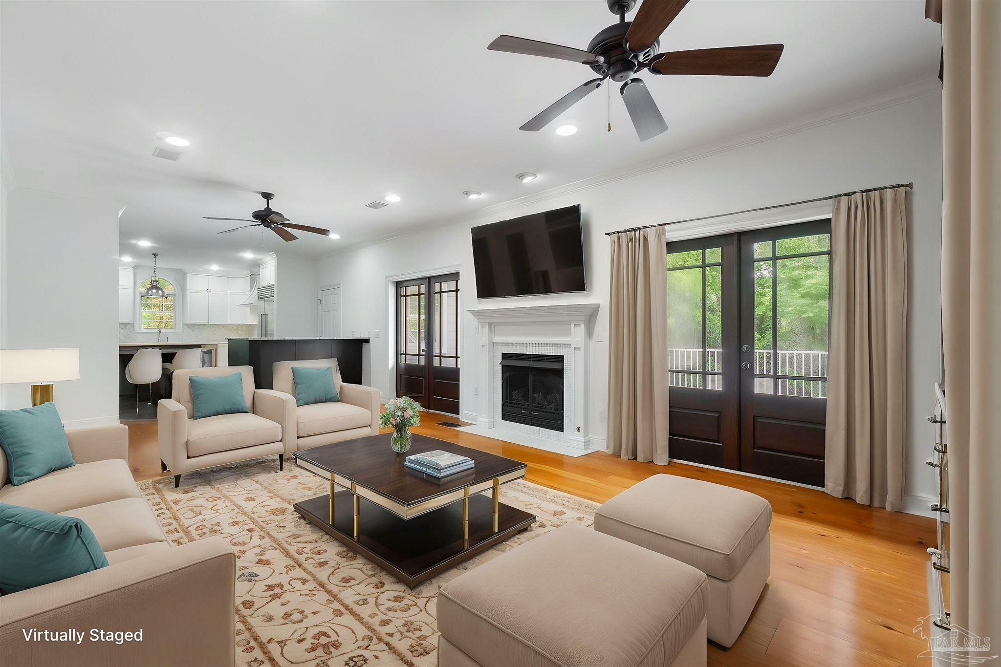 Property Photo: 4810 Rosemont Ct FL 32514