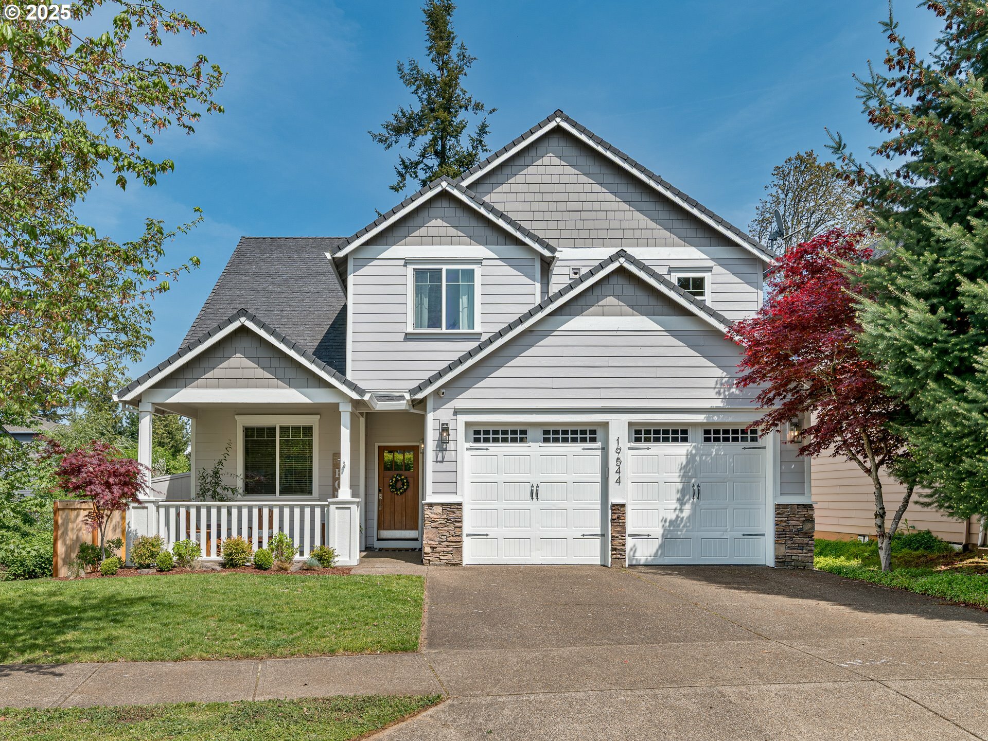 Property Photo: 19544 Morrie Dr OR 97045