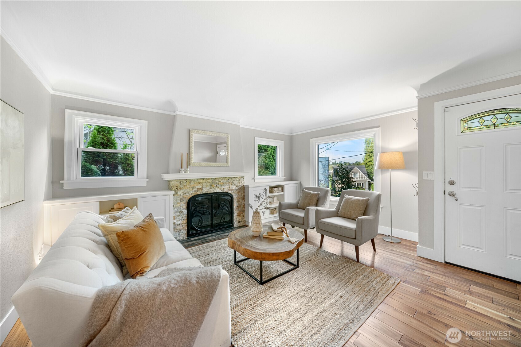 Property Photo: 2423 Everett Avenue E WA 98102