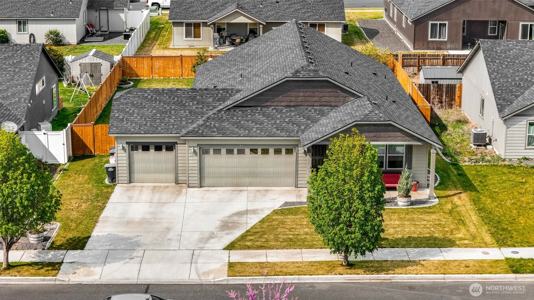 1344 E Egeland Drive  Moses Lake WA 98837 photo