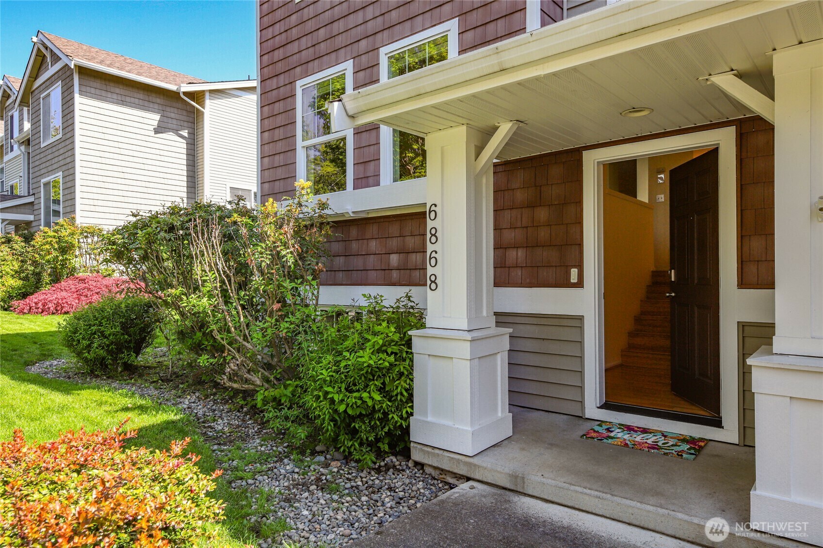 Property Photo: 6868 Holly Park Drive S WA 98118