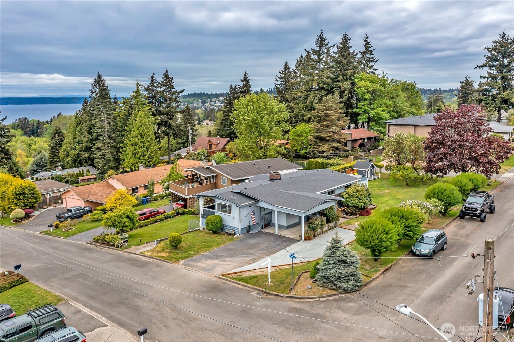 Property Photo: 22625 18th Avenue S WA 98198
