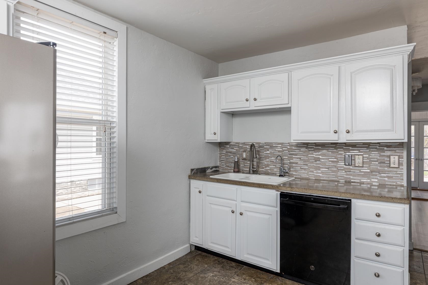 Property Photo: 521 N Lawe Street WI 54911