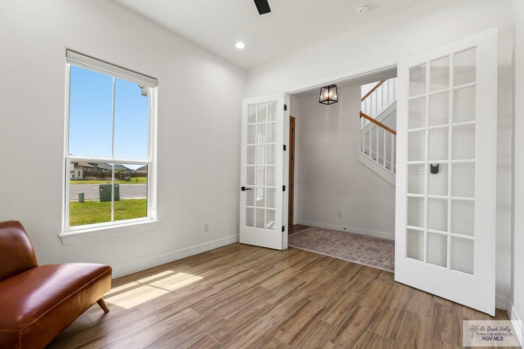 Property Photo: 1405 Jocelyn Cir TX 78552