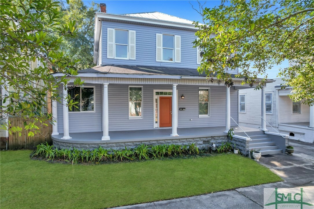 Property Photo: 809 E Henry Street GA 31401