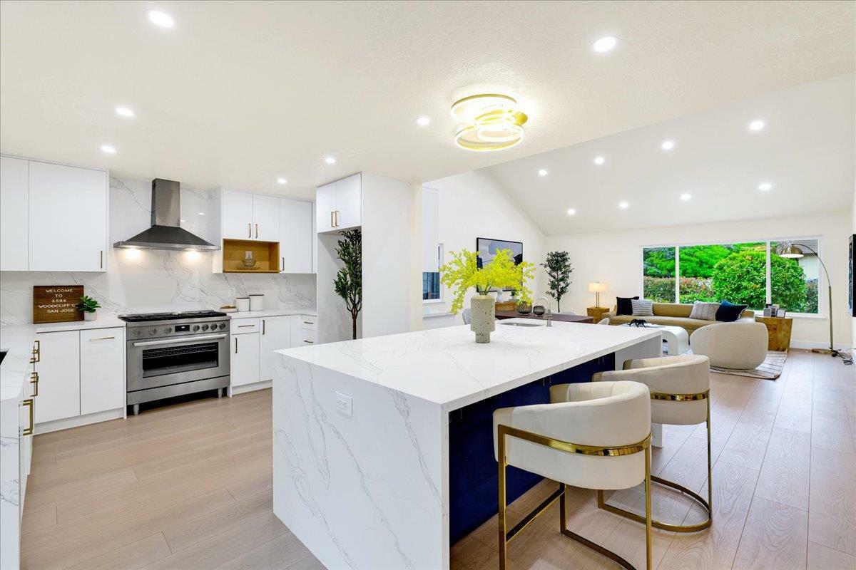 Property Photo: 6586 Woodcliff Court CA 95120