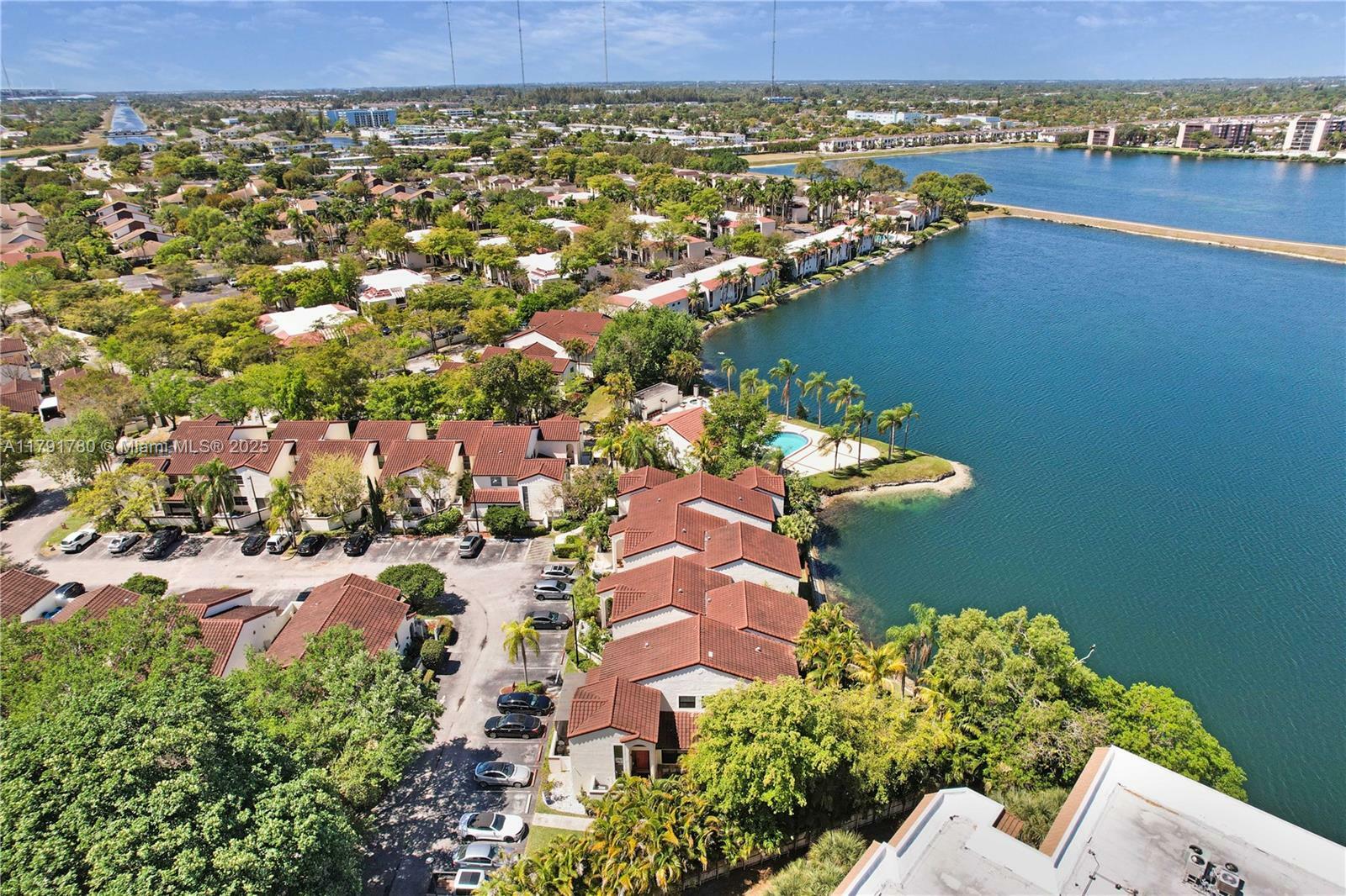 Property Photo: 341 Ives Dairy Rd 341-06 FL 33179