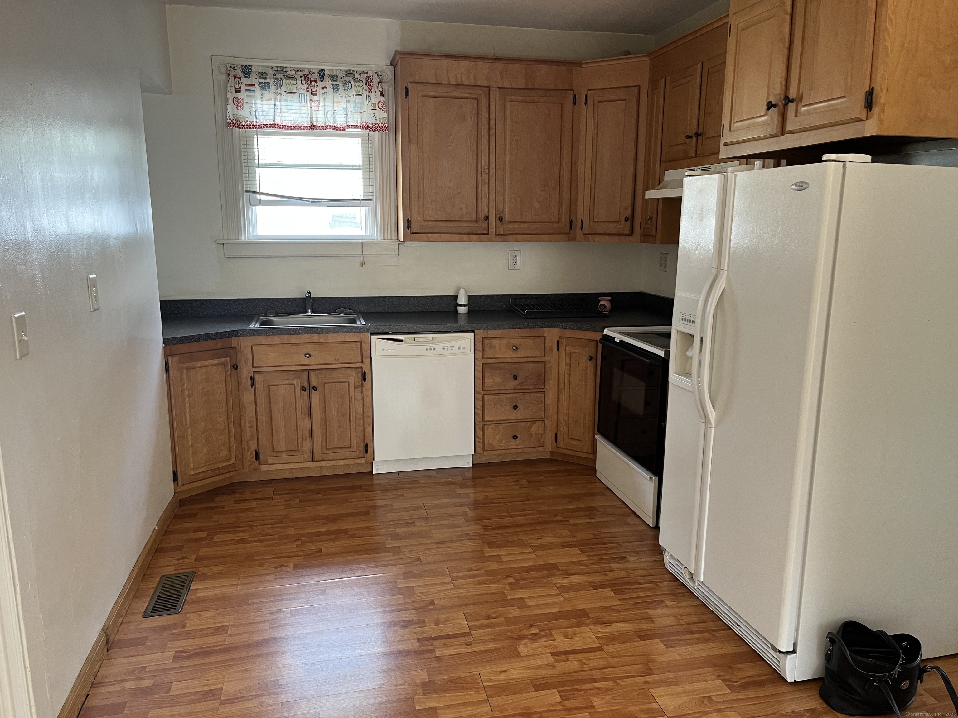 Property Photo: