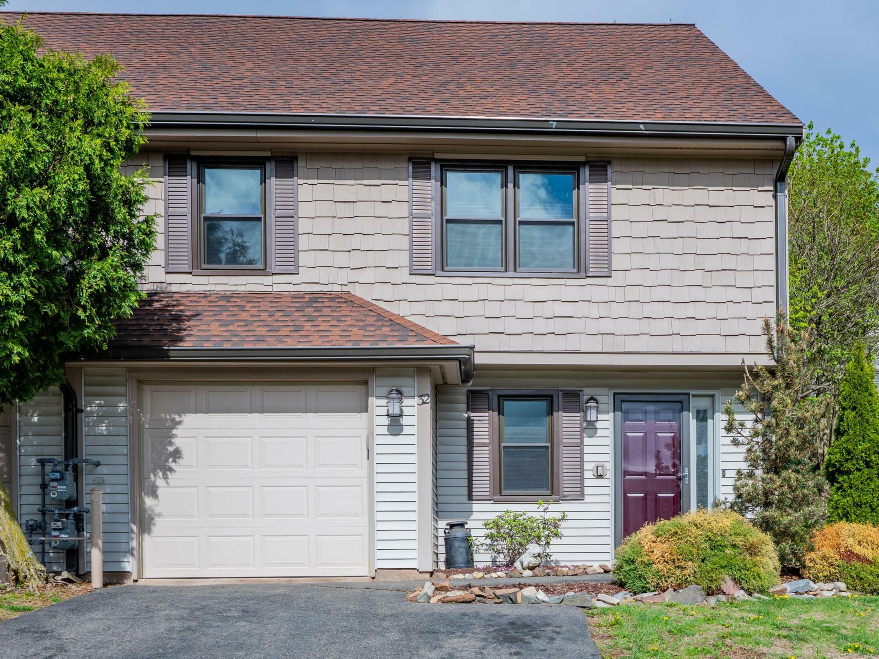Property Photo: 32 Tinsmith Crossing 32 CT 06109