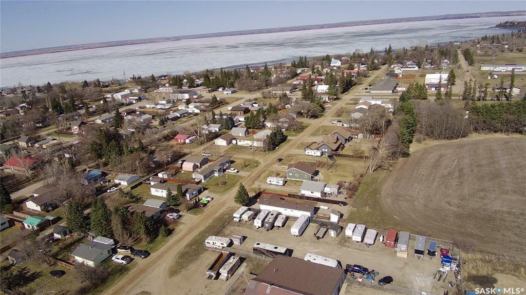 Property Photo: 190 2nd Street E SK S0M 1X0