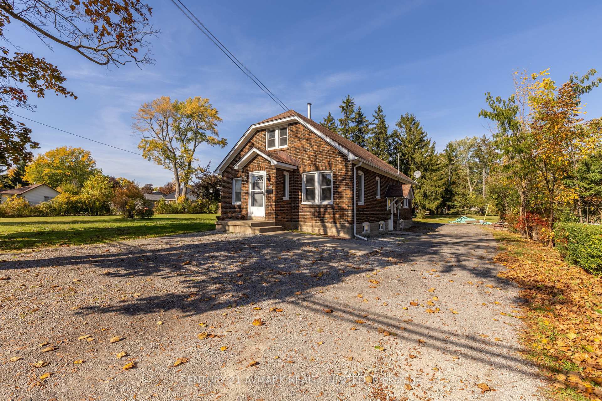 Property Photo: 1408 Garrison Road ON L2A 1P6
