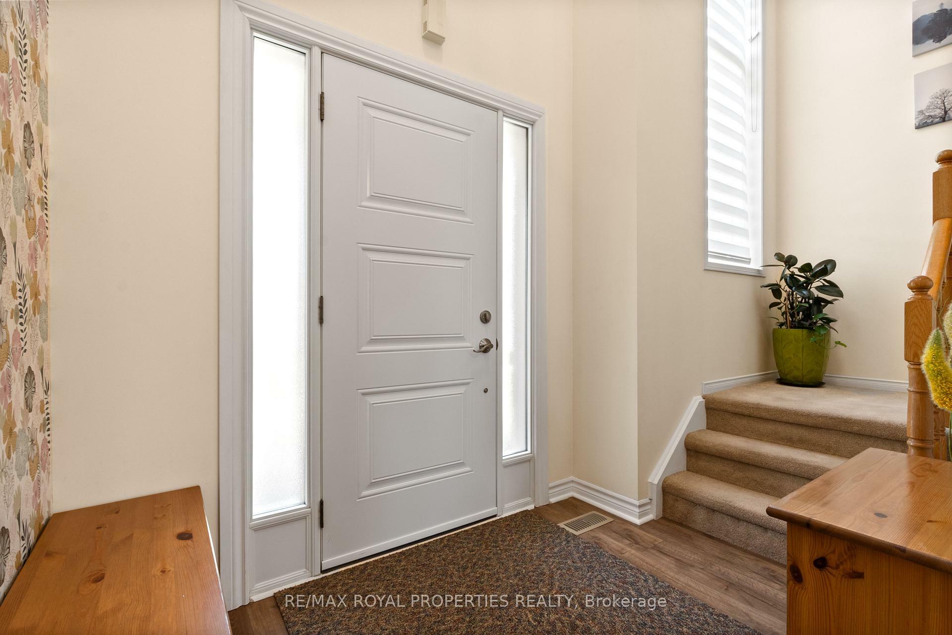 Photo de la propriété: 1308 Ashgrove Crescent ON L1K 3A6