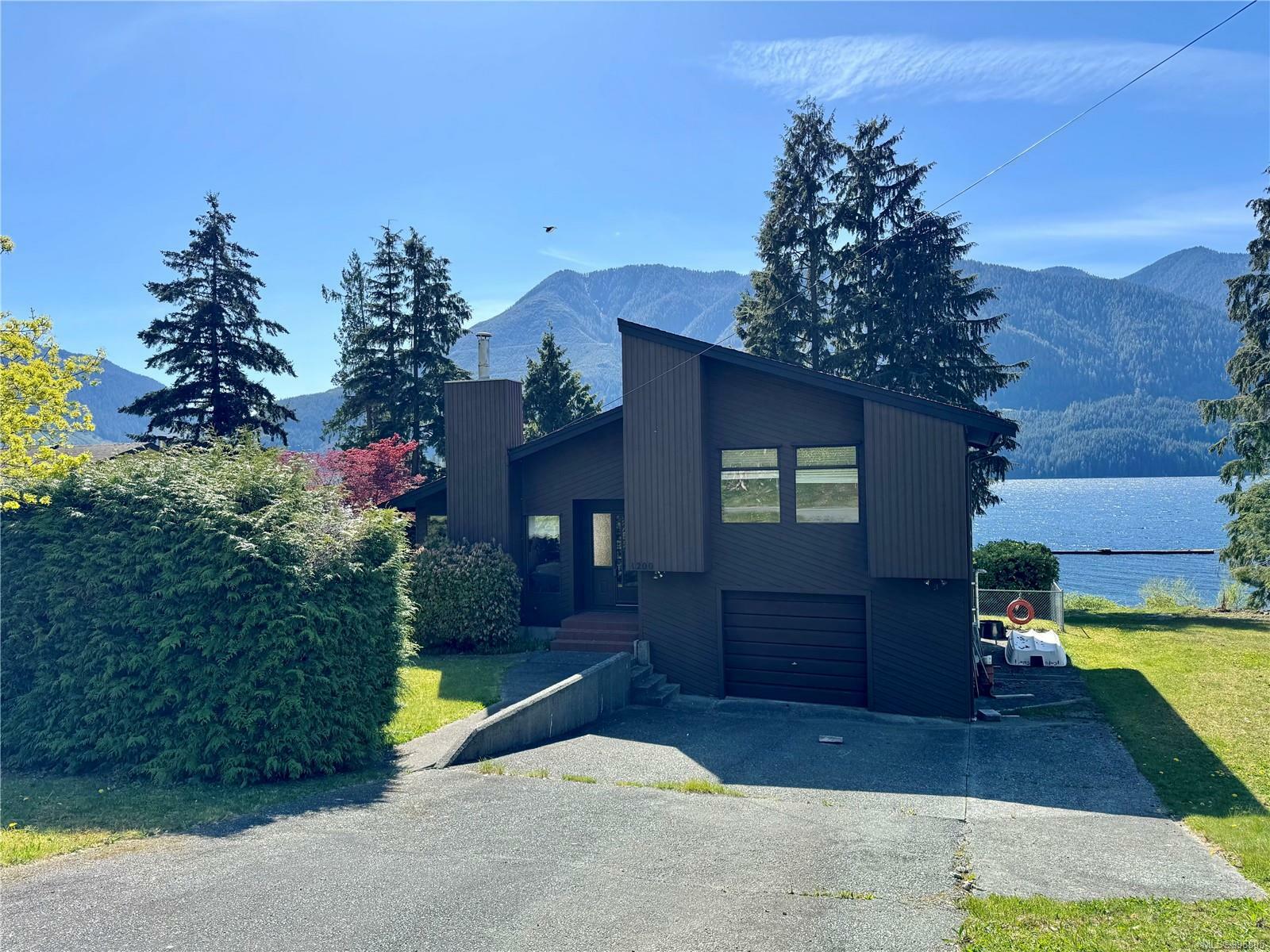 Property Photo: 1200 Marine Dr BC V0N 2N0