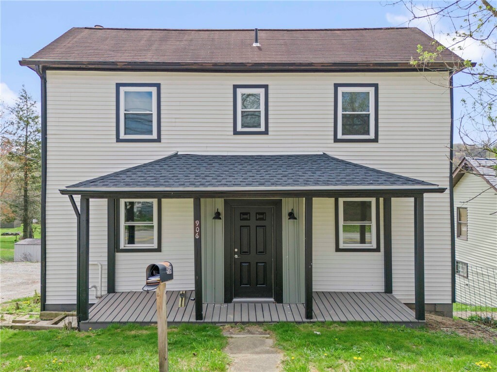 Property Photo: 906 Venetia Road PA 15367