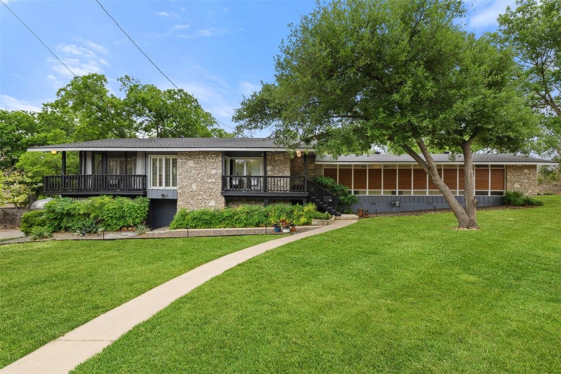 Property Photo:  1712 McCoy Place  TX 78626 
