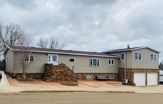 Property Photo: 505 3rd Avenue N ND 58639