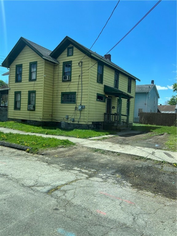 Property Photo: 705 E 2nd Street NY 14901