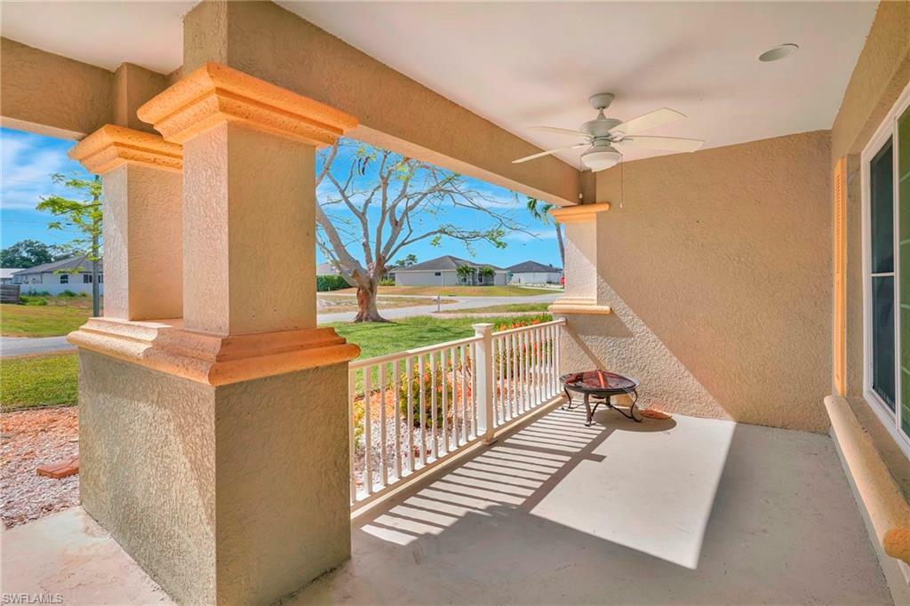 Property Photo: 2804 NW 6th Ave FL 33993