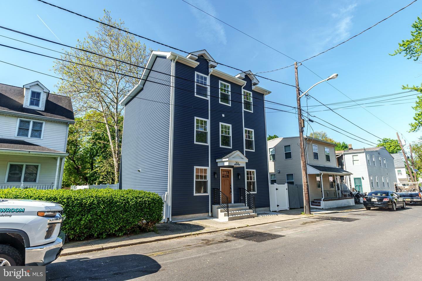 Property Photo: 204 Barclay Street NJ 08016