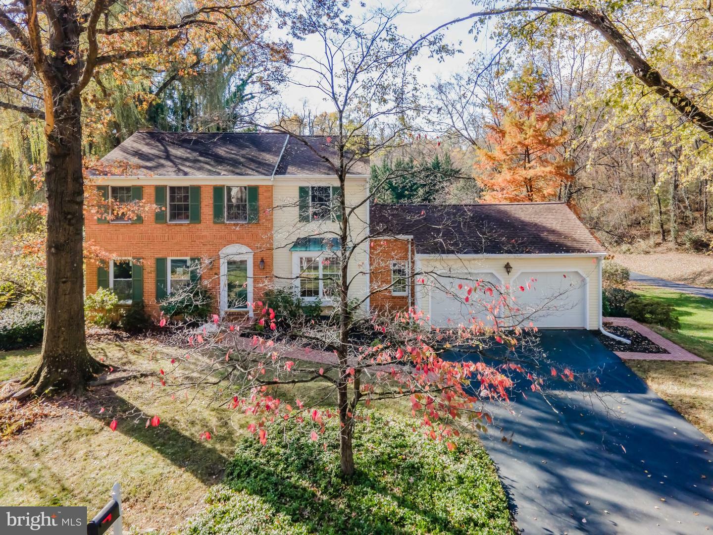 Property Photo: 919 Woodland Drive PA 17043