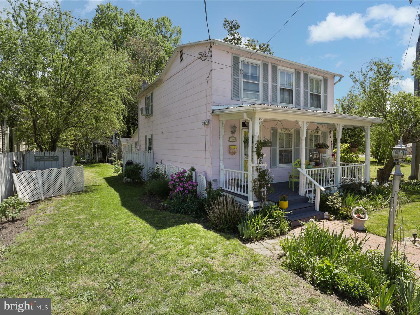 Property Photo: 100 Cambridge Street VA 22405
