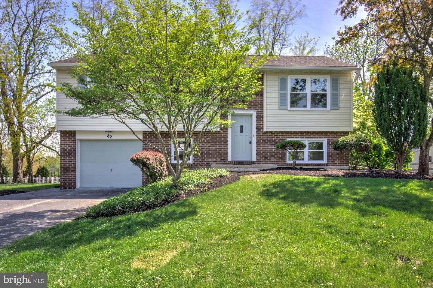 Property Photo: 82 Allen Road PA 17522