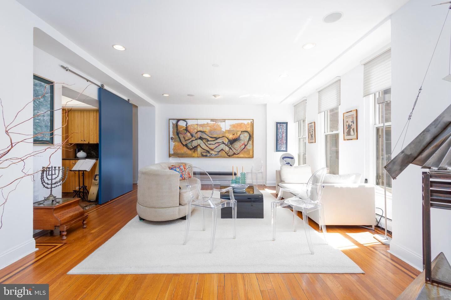 Property Photo: 1901 Walnut Street 15B PA 19103