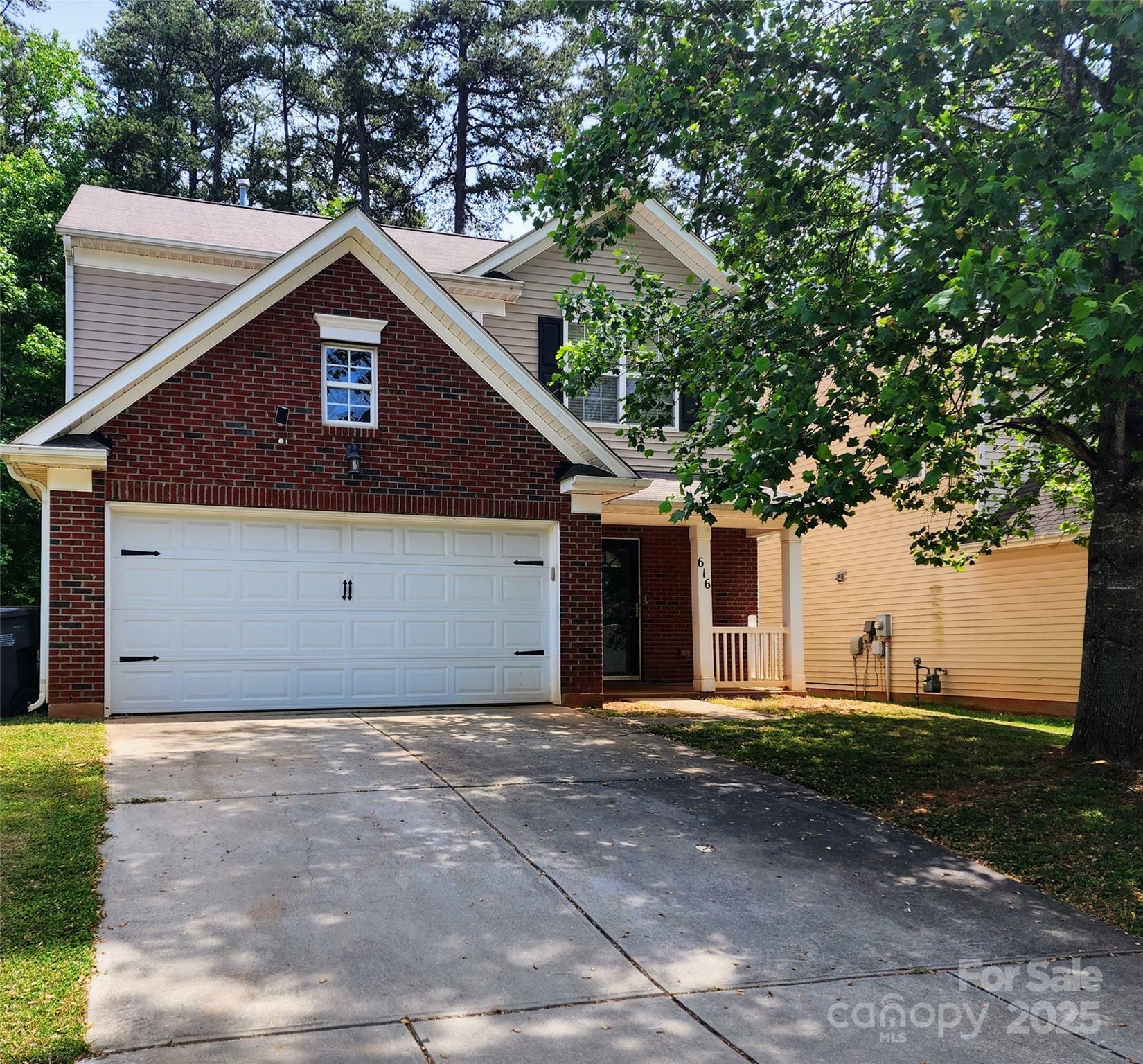 Property Photo: 616 Mountain Quail Drive NC 28216
