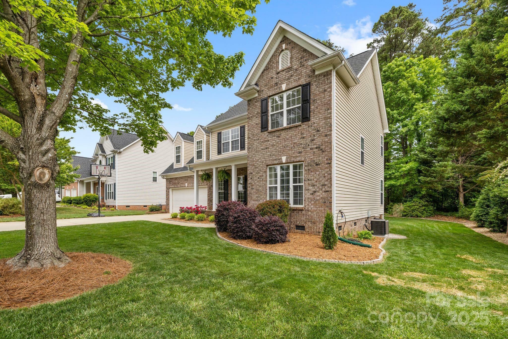 Property Photo: 14849 Middlesborough Drive NC 28104
