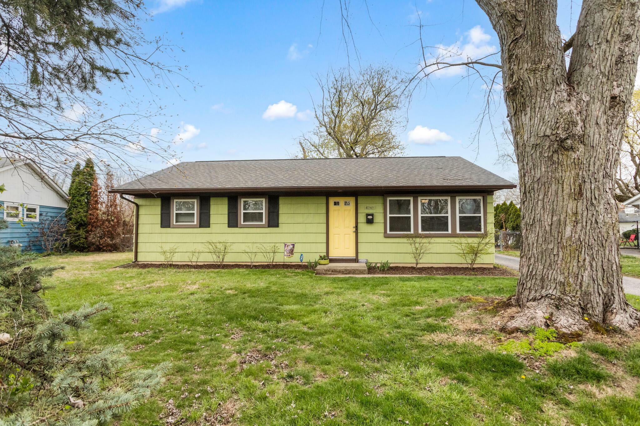 Property Photo: 4348 Wayne Street OH 43026