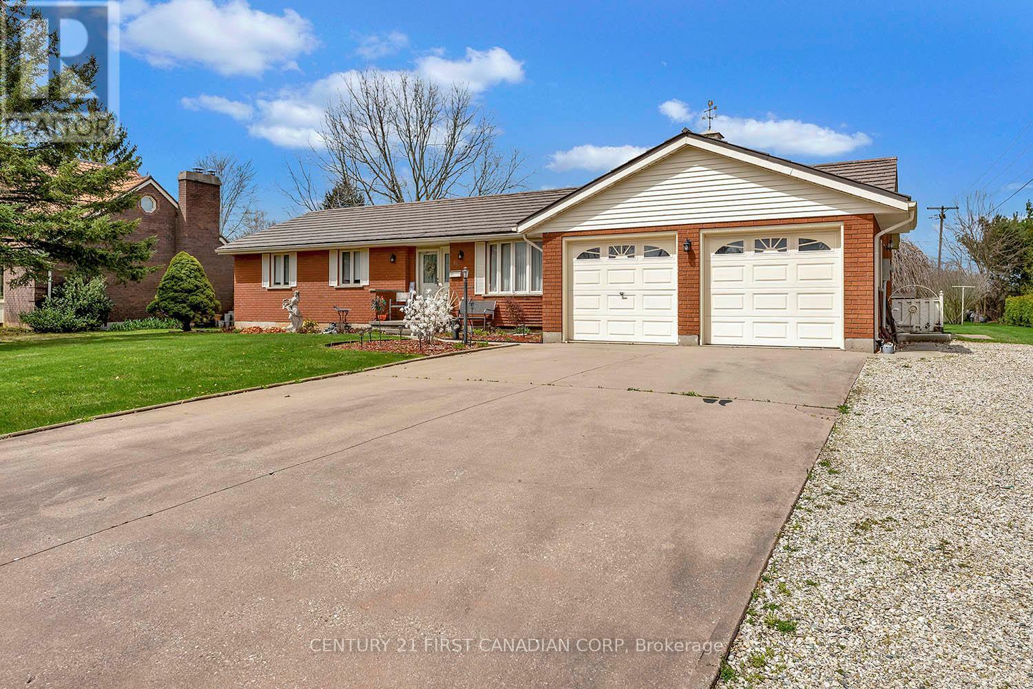 Property Photo: 16 Broadview Drive ON N0E 1A0