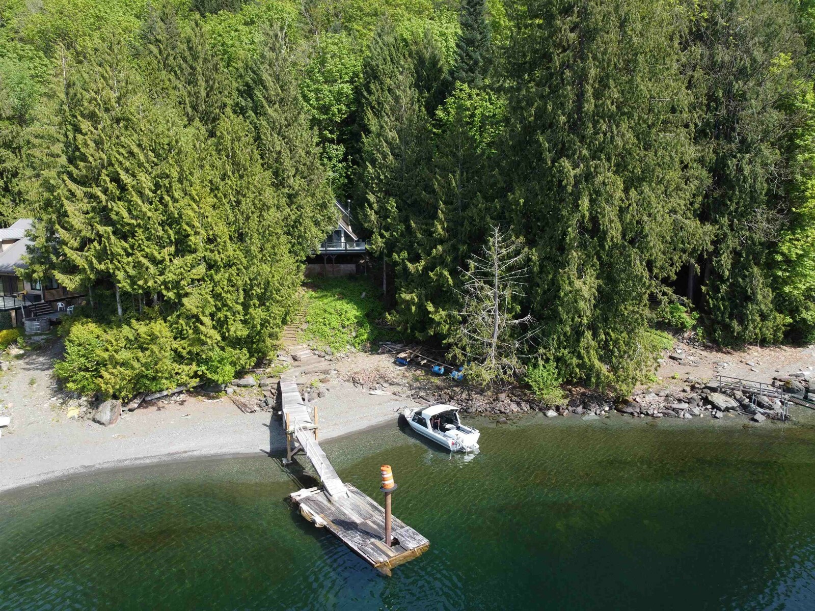 Dl 354 Cascade Bay  Harrison Hot Springs BC V0M 1K0 photo