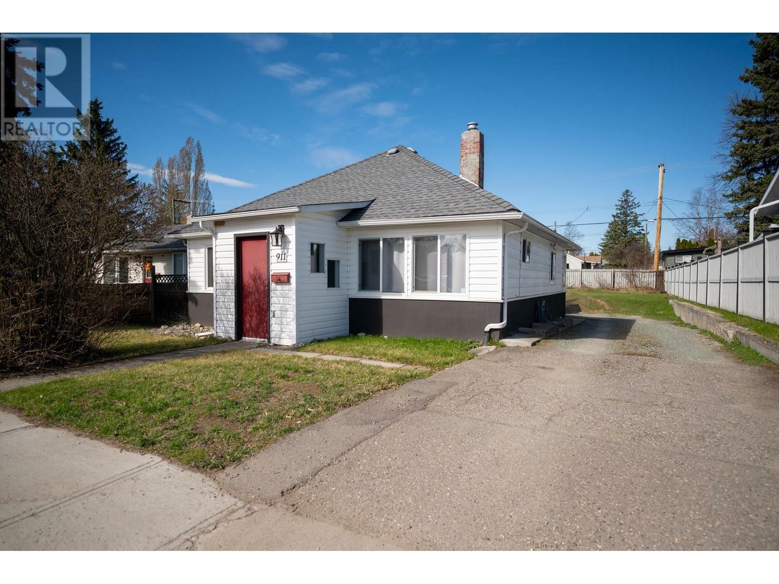 Property Photo: 911 Carney Street BC V2M 2K8