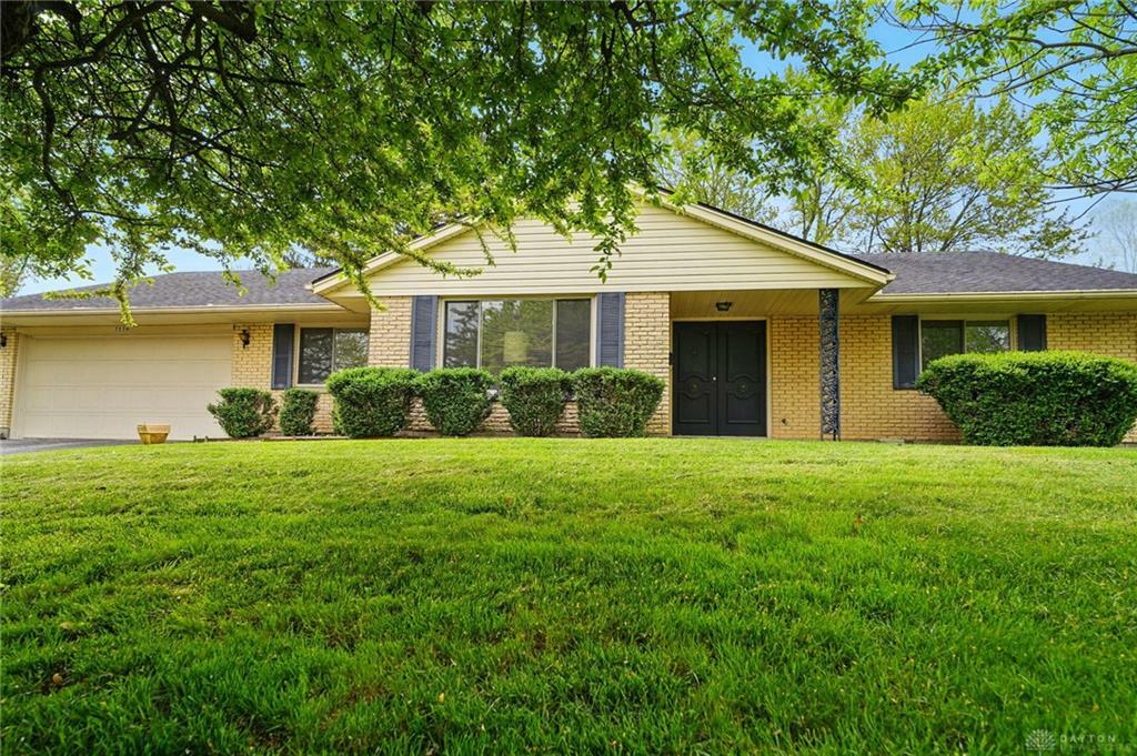 Property Photo: 2320 Wrenside Lane OH 45440