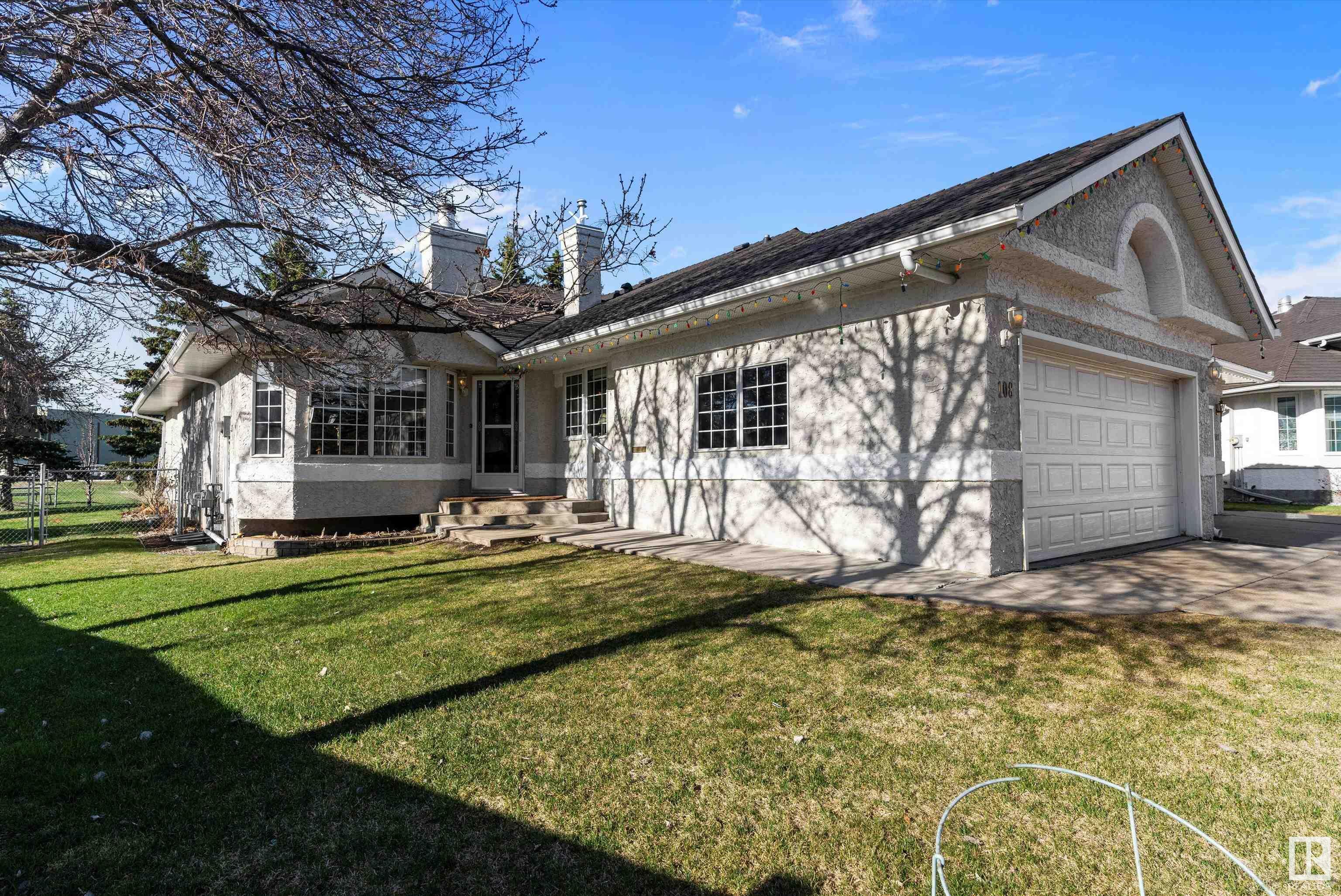 Property Photo: 108 Ironwood Place NW AB T6J 6R4