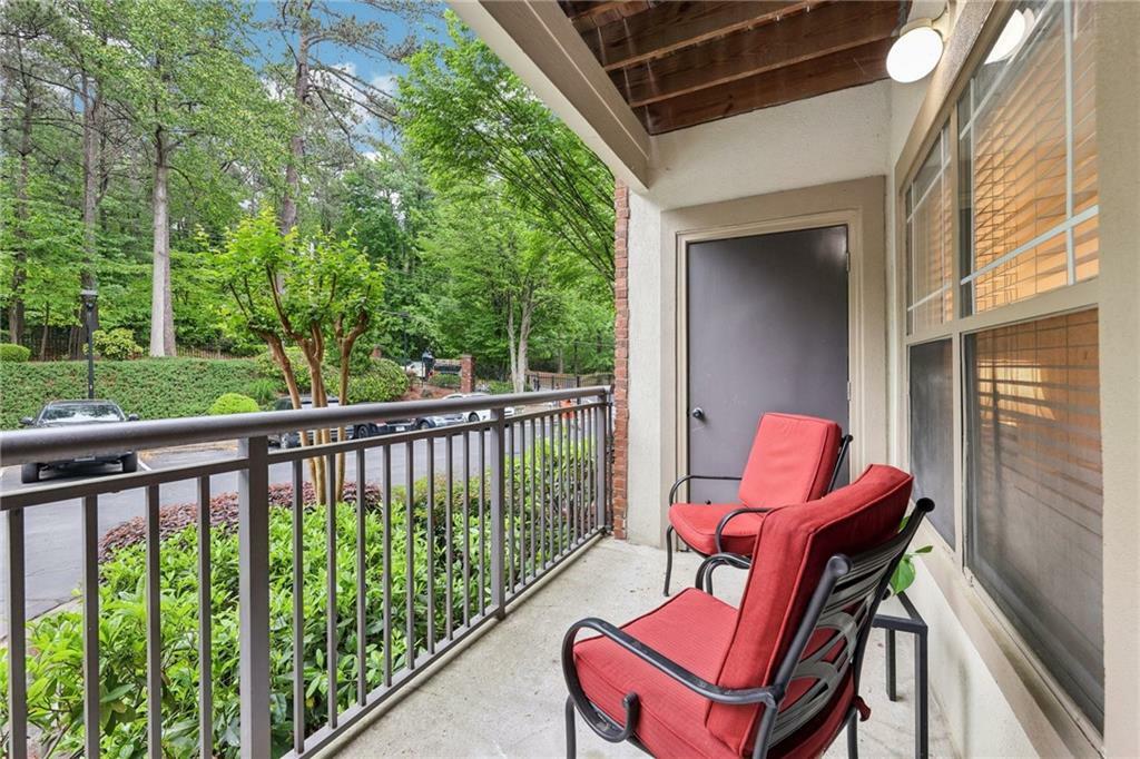Property Photo: 5559 Glenridge Drive 1103 GA 30342