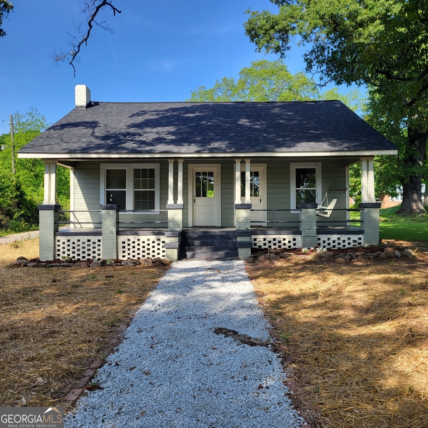 Property Photo: 208 Glass Road AL 36854
